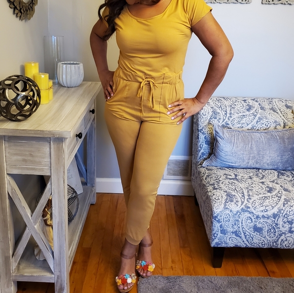 Drawstring Jumpsuit - Picture 2 of 4